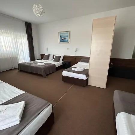 Rooms Laguna Sesvete Exterior photo