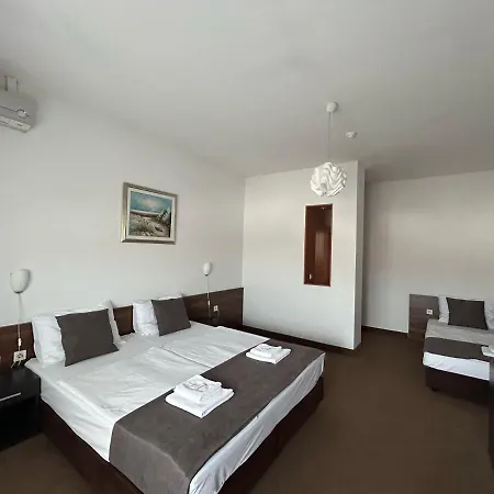 Rooms Laguna Sesvete Exterior photo