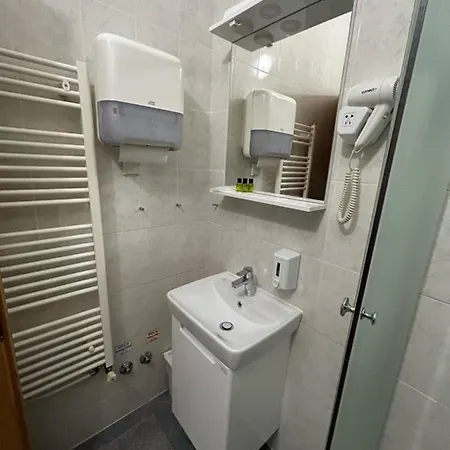 Rooms Laguna Sesvete Exterior photo
